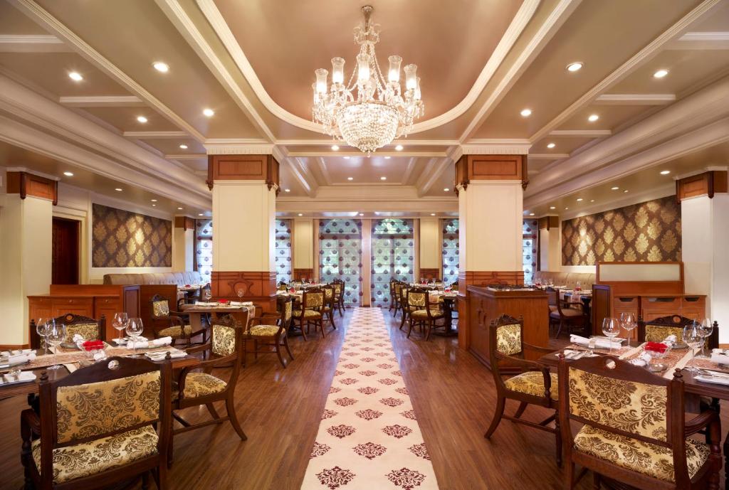 Radisson Hotel Varanasi